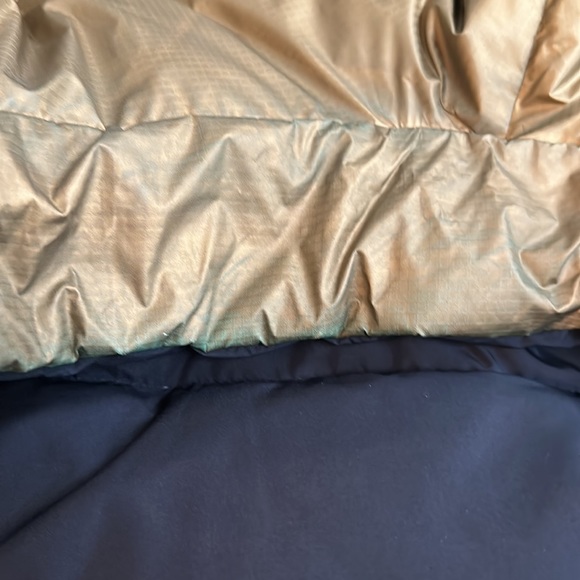 Lauren by Ralph Lauren reversible vest. Navy and aged gold. Size M gently worn - Picture 7 of 10